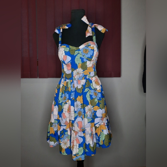 Band Of The Free Dresses & Skirts - Floral Blue Sundress By Band Of The Free Size Small